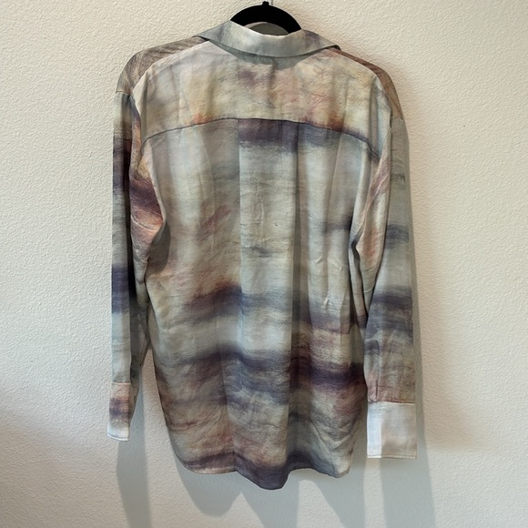 H&M Sheen Oversized Button Front Shirt - Picture 4 of 6